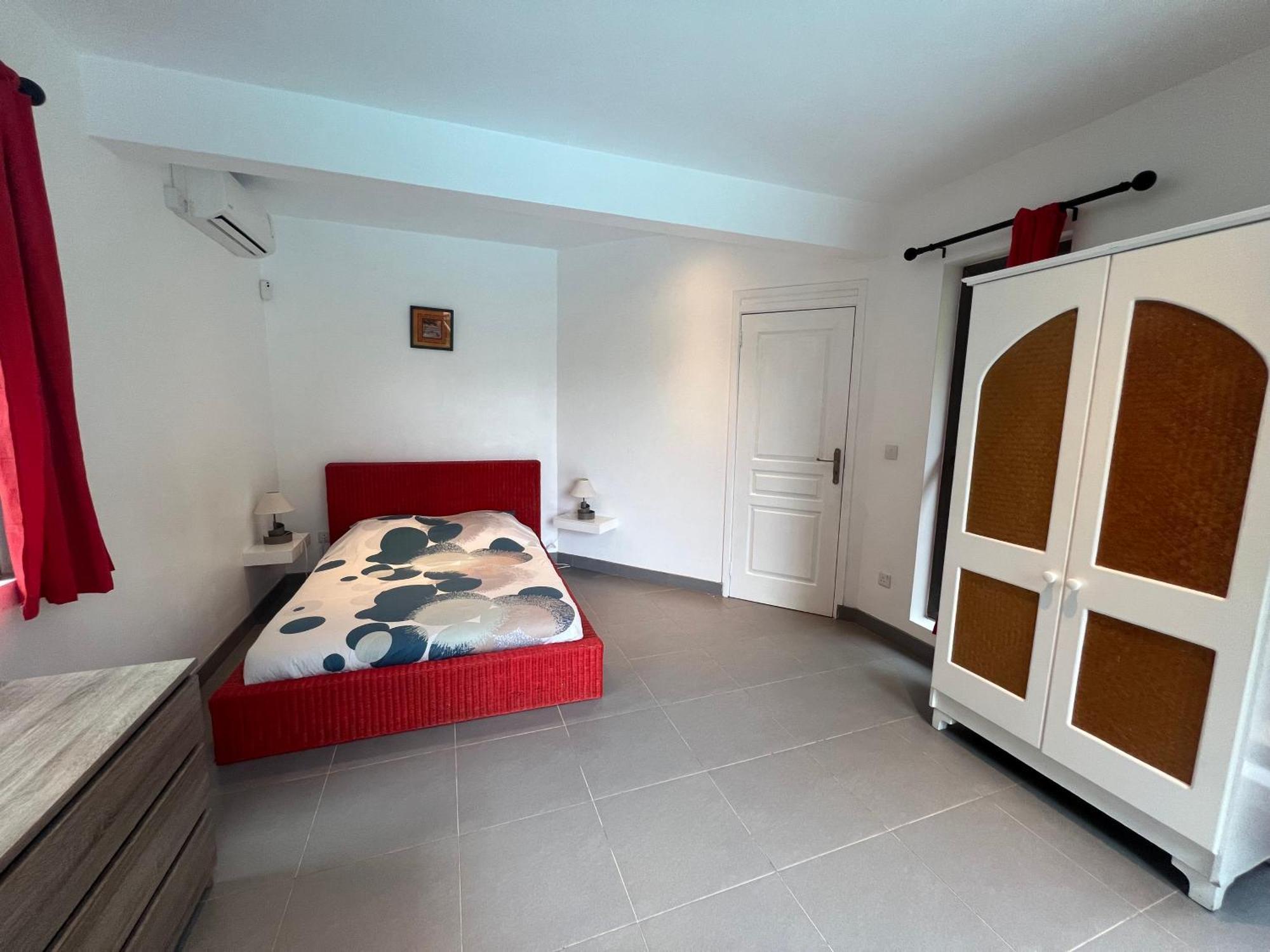 O Paradis Grande Piscine Et A Deux Pas Apartment *